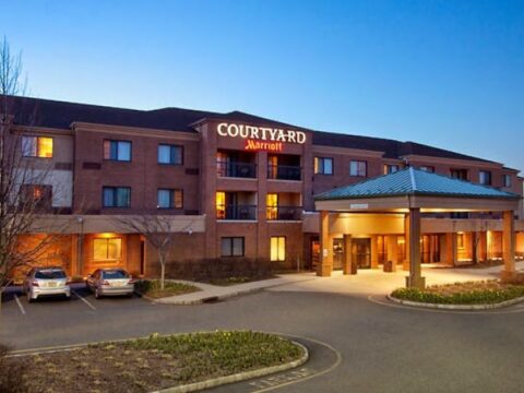 Courtyard by Marriott - West Orange