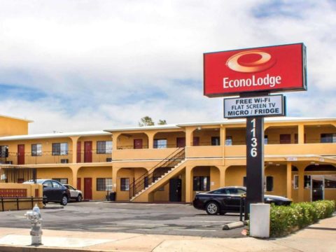 Econo Lodge - University of Arizona